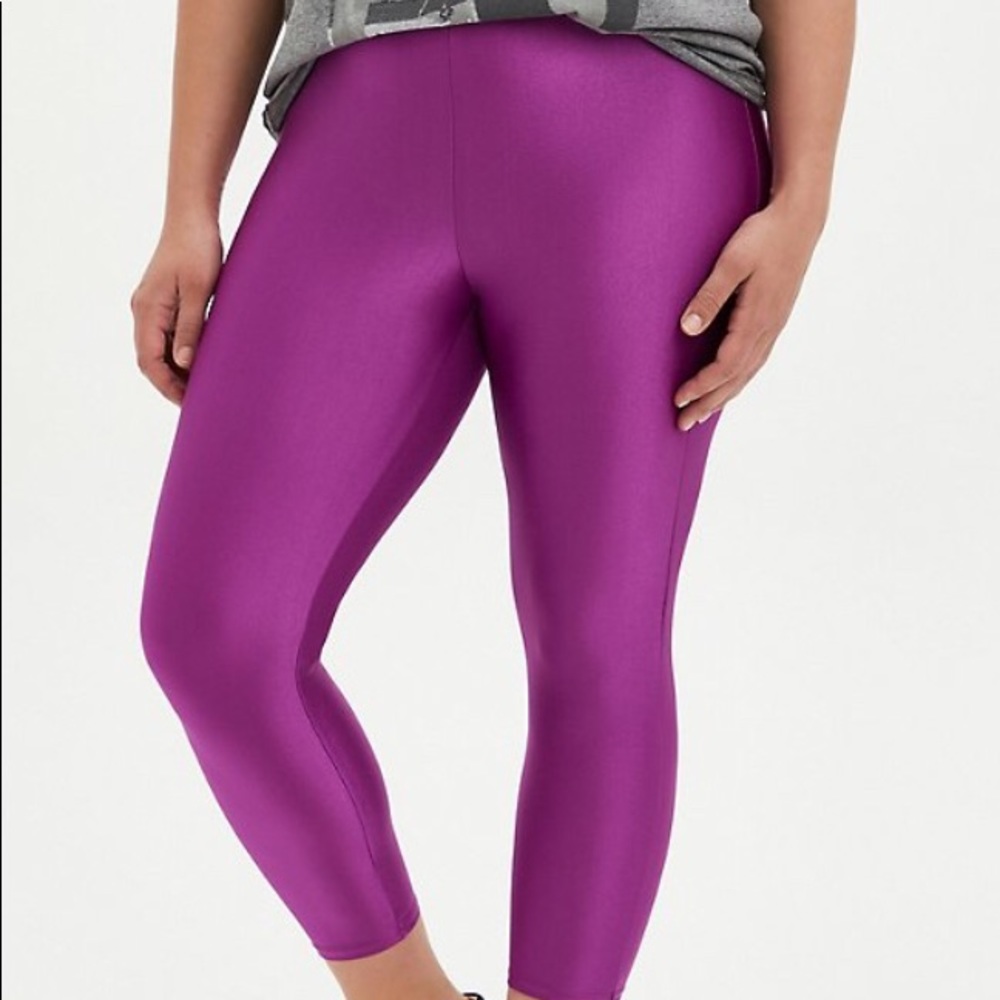 Torrid Crop Premium Legging - Liquid Purple - Picture 3 of 5